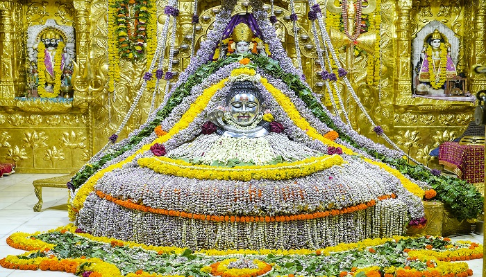 દેવાધિદેવ સોમનાથ મહાદેવજીને અર્ક પુષ્પનો શણગાર કરાયો, ભાવિકો દર્શન માટે ઉમટ્યાં