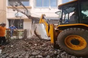 surat, school slab collapsed