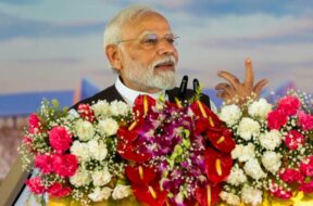 1695478842_modi