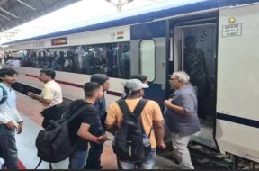 jamnagar, train