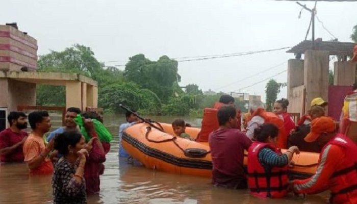 ગુજરાતમાં 242 તાલુકામાં પડ્યો વરસાદ, વિસાવદર 12 ઈંચથી જળબંબાકારની સ્થિતિ