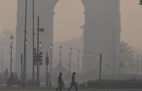 દિલ્હી-નોઈડાની હવા ખૂબ જ ખરાબ શ્રેણીમાં,મુંબઈમાં પણ ખરાબ હાલત
