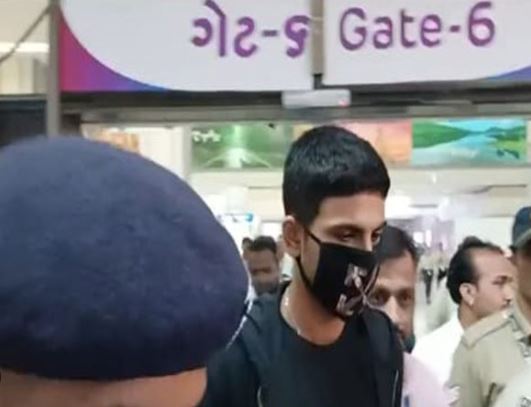 ભારત-પાકિસ્તાન ક્રિકેટ મેચઃ ભારતીય બેસ્ટમેન શુભમન ગિલનું અમદાવાદમાં આગમન