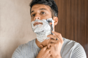 How_to_shave_your_face_2x