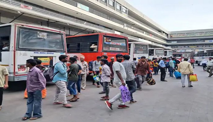 હોળી-ધૂળેટીના પર્વમાં ટ્રાફિકના ધસારાને પહોંચી વળવા એસટી દ્વારા 1500 એક્સ્ટ્રા બસ દોડાવાશે