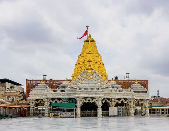અંબાજી: માઈભક્તો ઘરે બેઠા-બેઠા મેળવી શકશે માતાજીની ધ્વજા