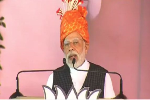 કોંગ્રેસના શાસનમાં આતંકવાદ-નક્સલવાદીઓની હિંમત વધે છેઃ નરેન્દ્ર મોદી