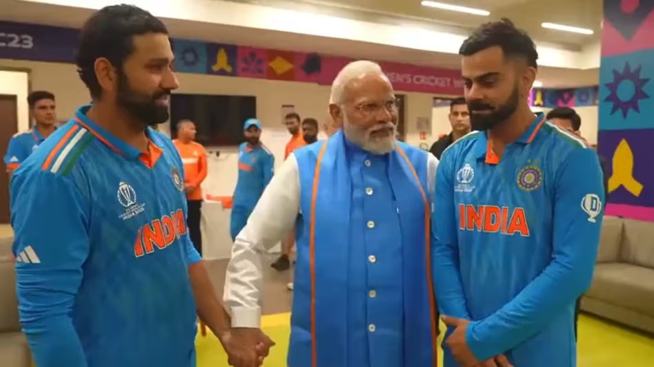 ભારતીય ક્રિકેટ ટીમને ડ્રેસિંગ રૂમમાં ખેલાડીઓને મળીને PM મોદીએ શું કહ્યું, જોવો આ વીડિયોમાં….