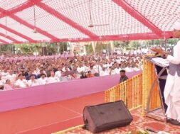 governor in mahesana