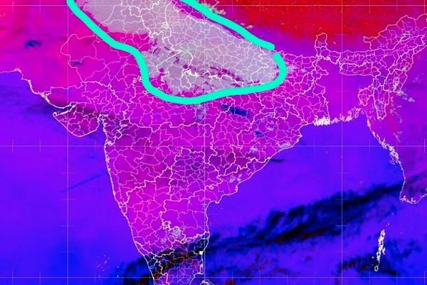 દિલ્હી-NCRમાં ઠંડા ધુમ્મસનો બેગણો હુમલો, 60 ફ્લાઈટ ડાયવર્ડ, ટ્રેન વ્યવહાર ખોરવાયો