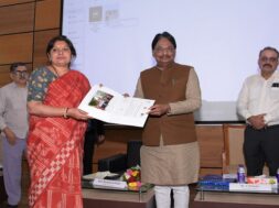 helth minister program in gandhinagar