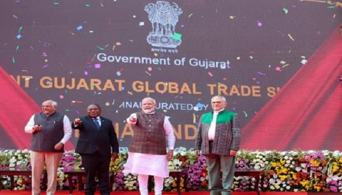 ગાંધીનગરમાં PM મોદીએ દેશના સૌથી વિશાળ ‘વાયબ્રન્ટ ગુજરાત ગ્લોબલ ટ્રેડ શો’નું કર્યું ઉદઘાટન
