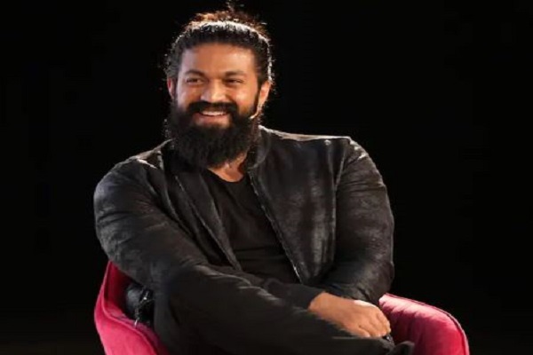 KGF સ્ટાર યશએ ખુજ સંઘર્ષ બાદ સફળતા હાંસલ કરી છે