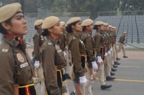 mahila police