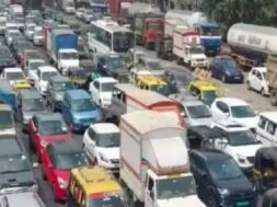 mumbai highway, traffic jam