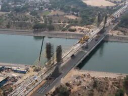 Merto train, Gandhinagar