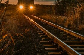 railway tracks .jpg