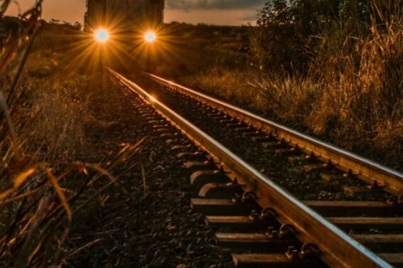 railway tracks .jpg