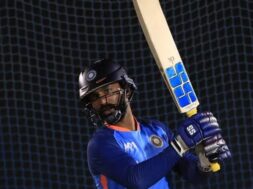 DINESH KARTIK