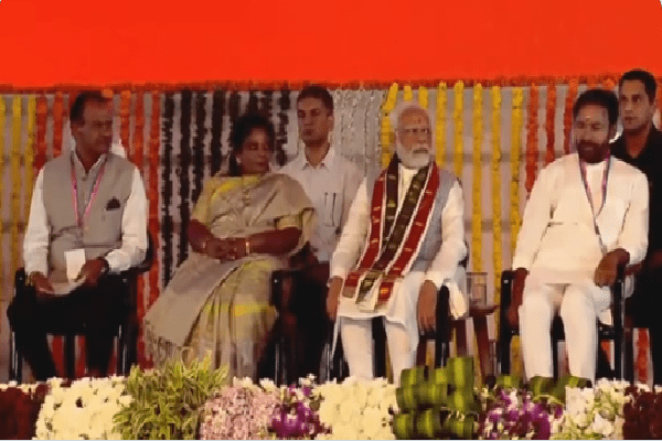 રાજ્યોના વિકાસ દ્વારા રાષ્ટ્ર વિકાસના મંત્રમાં વિશ્વાસ કરું છુંઃ પીએમ મોદી