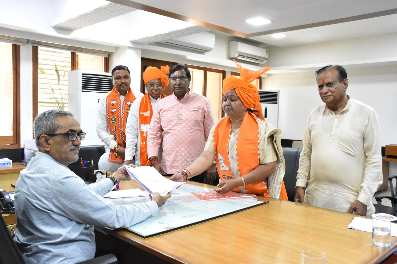 લોકસભા ચૂંટણીઃ સાબરકાંઠામાં ભાજપ અને કોંગ્રેસના ઉમેદવારોએ આજે ફોર્મ ભયાઁ