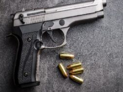 GUN