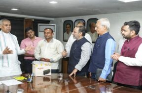 Governor, anand krushi