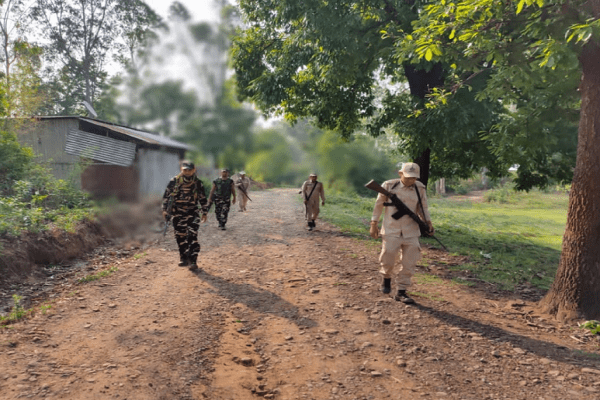 મણિપુર: CRPF બટાલિયન પર ઉગ્રવાદીઓએ કરેલા હુમલામાં 2 જવાન શહીદ