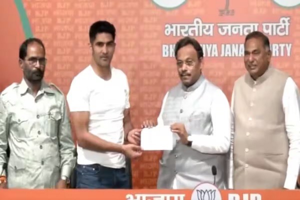 બોક્સર વિજેન્દરસિંહ ભાજપમાં જોડાયા, હરિયાણાથી દિલ્હી સુધી ભગવા દળને થશે ફાયદો