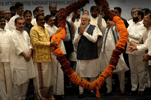 નરેન્દ્ર મોદી રવિવારે પીએમ પદના શપથ ગ્રહણ કરશે, સાત દેશના મહાનુભાવો રહેશે હાજર