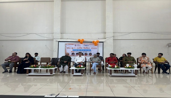 સોમનાથ સંસ્કૃત યુનિવર્સિટીના કેમ્પસમાં જીટીયુ દ્વારા લોકનૃત્ય તાલીમ શિબિર યોજાઈ