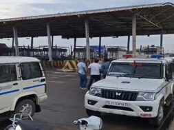 toll tax, police
