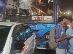 Accident, Baroda, st bus