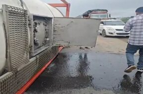 Accident, chotila, tanker