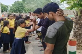 Nada bat, Raxa bandhan