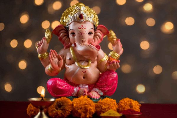 ગણેશ ચતુર્થીના દિવસે ઘરે વિઘ્નહર્તાની સ્થાપના કેવી રીતે કરવી, જાણો આ નિયમો