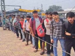 surat, railway station