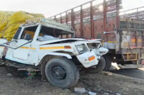Accident, limbadi highway