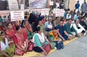 Bhavnagar, opposition to removing pressures