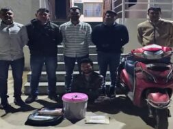 Caught with ganja in baroda