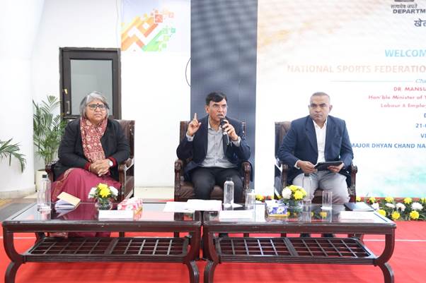 ડૉ. માંડવિયાએ LA 2028 ઓલિમ્પિકની તૈયારીમાં NSFને સુશાસન માર્ગદર્શિકા, રાષ્ટ્ર-પ્રથમ અભિગમનું પાલન કરવા વિનંતી કરી