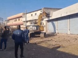 Jamnagar, shop demolation