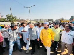 Shaktisinh gohil met odhav affected people