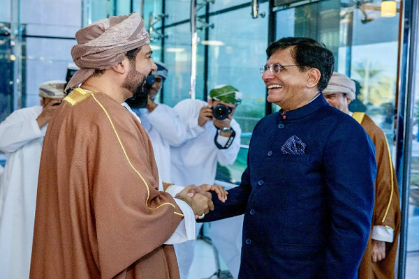 પિયૂષ ગોયલએ ઓમાનના વાણિજ્ય, ઉદ્યોગ અને રોકાણ પ્રમોશન મંત્રી સાથે મુલાકાત કરી