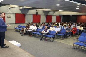 AMA, gujarat govt, training