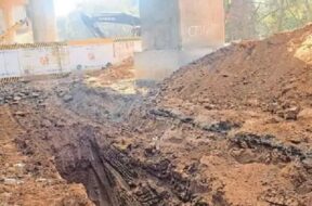 Gandhinagar, metro and drainage work