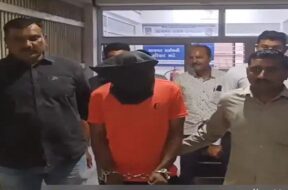 Rajkot, robbery suspect arrested