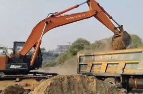 Baroda, dumper