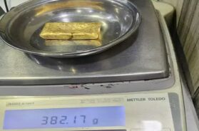 Gold sizsed, ABD Airport