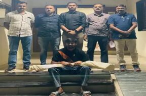 gun while posting vidio viral, youth cought
